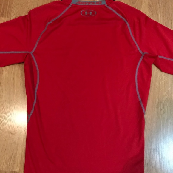 Under Armour compression red shirt - Picture 2 of 3